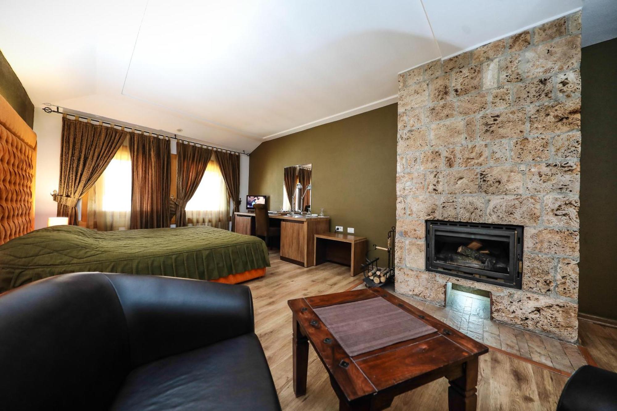 Hotel Carshia E Jupave Gjakova Exteriér fotografie