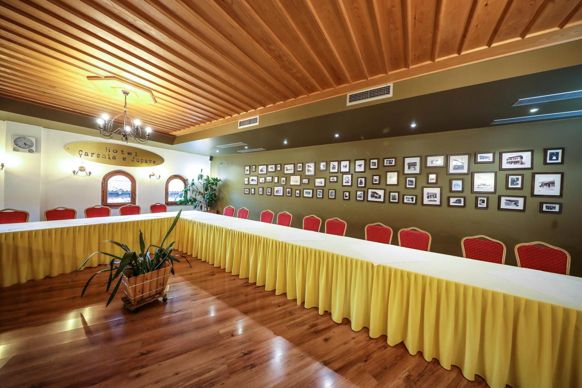 Hotel Carshia E Jupave Gjakova Exteriér fotografie
