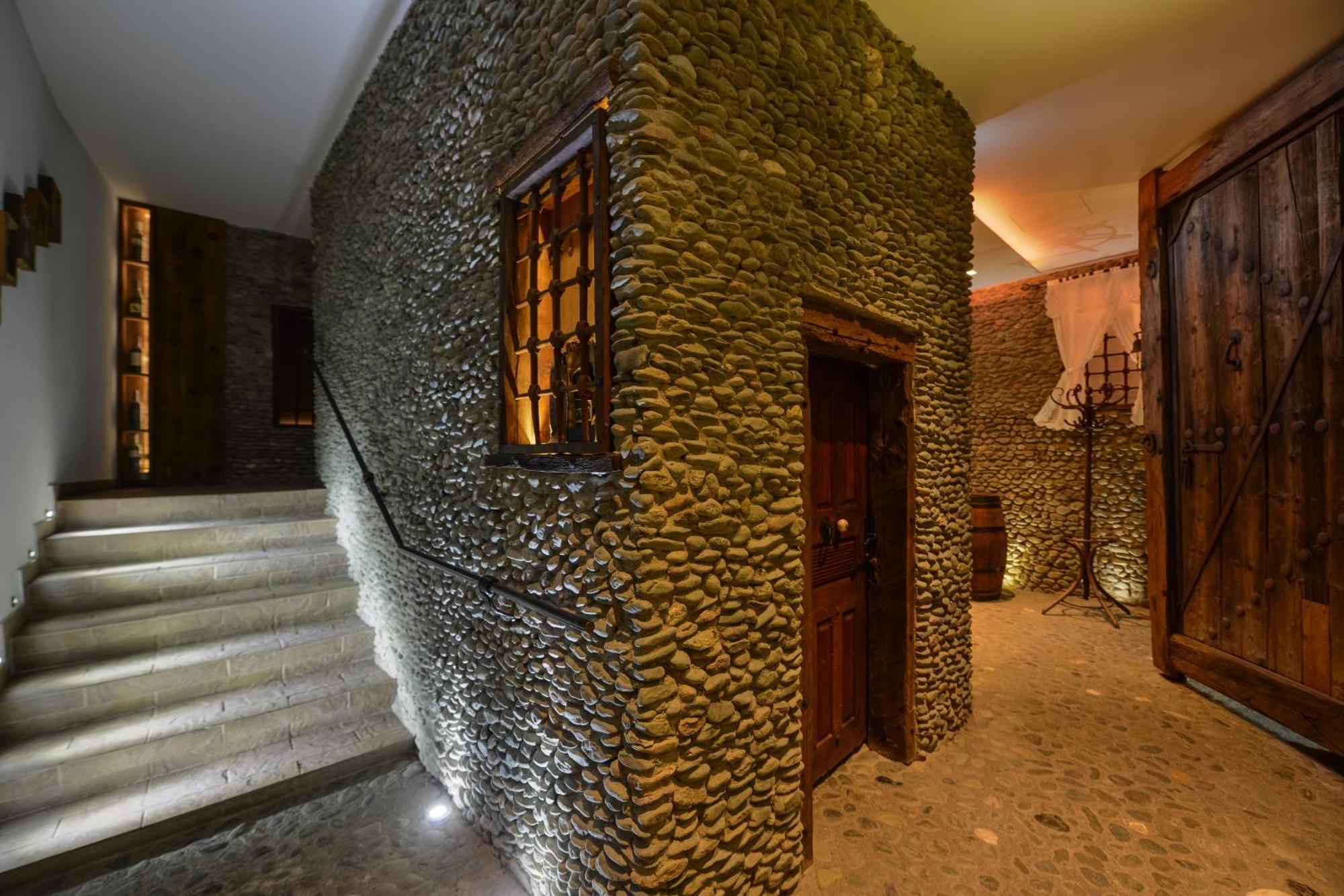 Hotel Carshia E Jupave Gjakova Exteriér fotografie