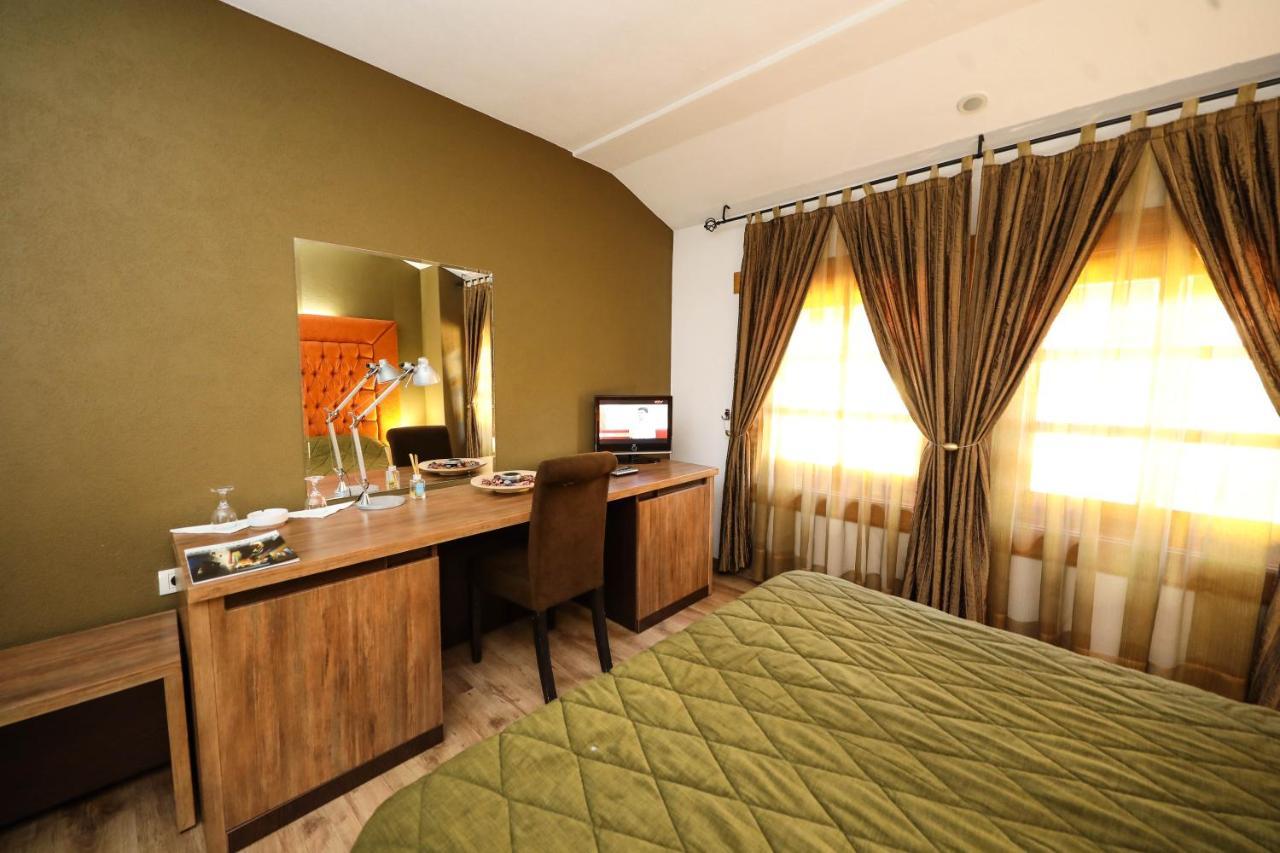 Hotel Carshia E Jupave Gjakova Exteriér fotografie